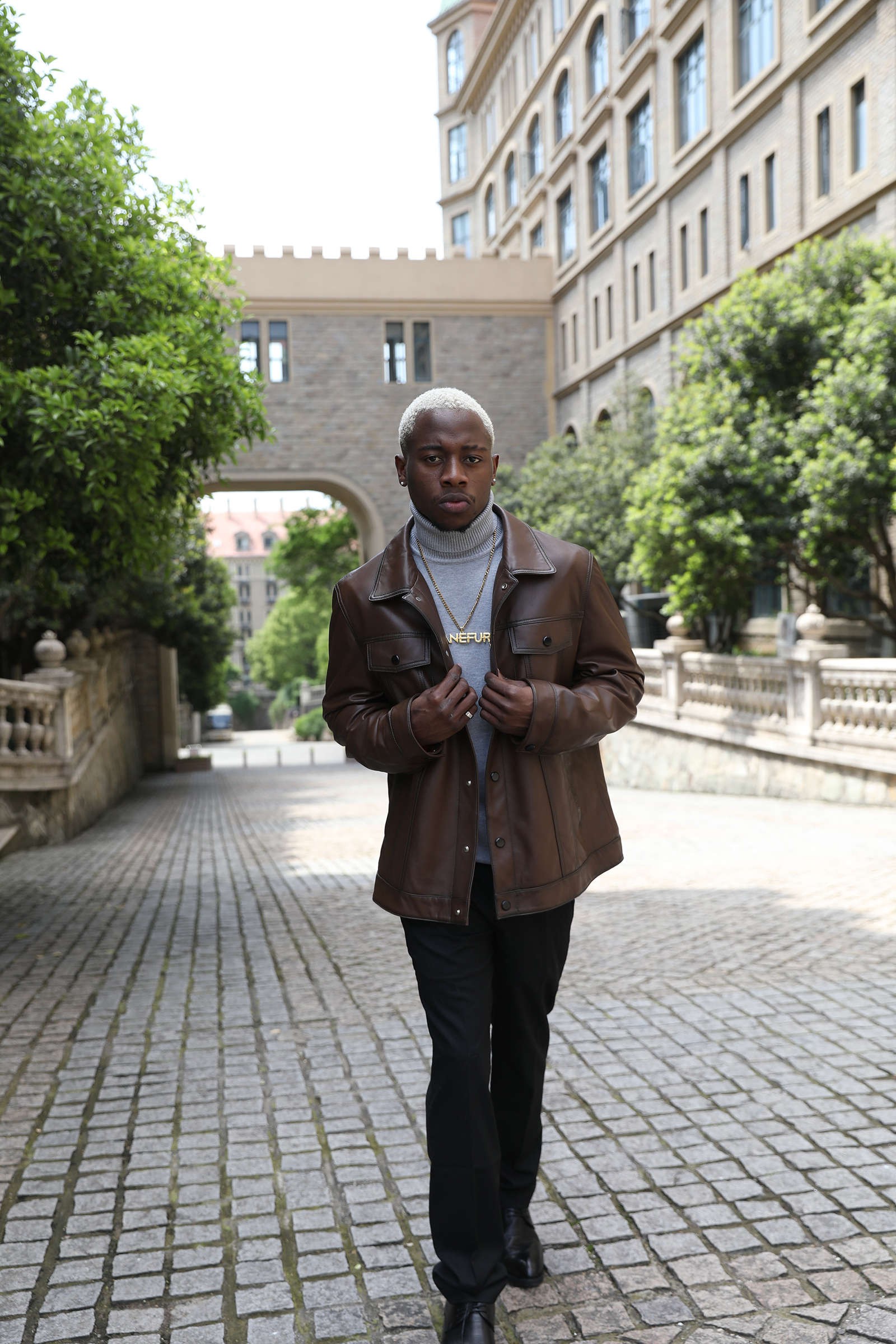 product-1600-2400 product-1600-2400